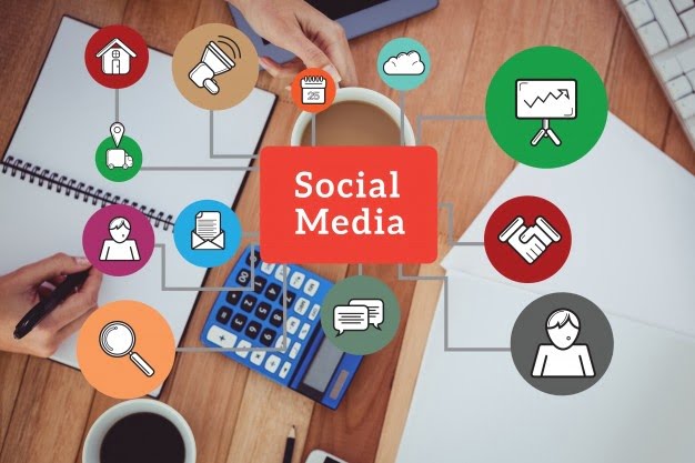 hiring a social media manager - What Are the Benefits of Hiring a Social Media Manager? - 1